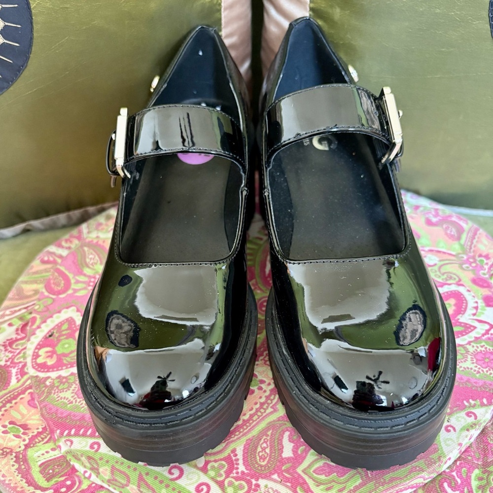 Black Patent Leather Mary Jane Shoes
